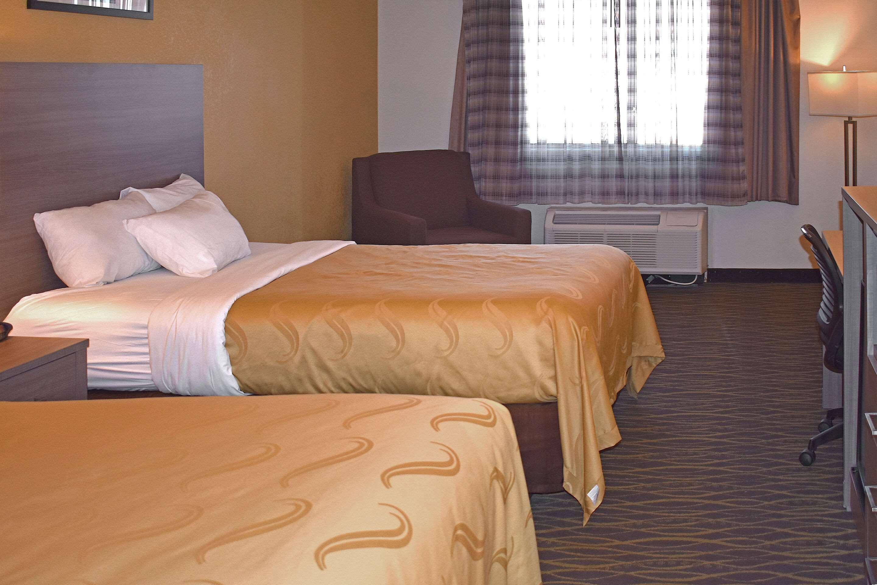 Quality Inn & Suites Kearneysville - Martinsburg Ngoại thất bức ảnh