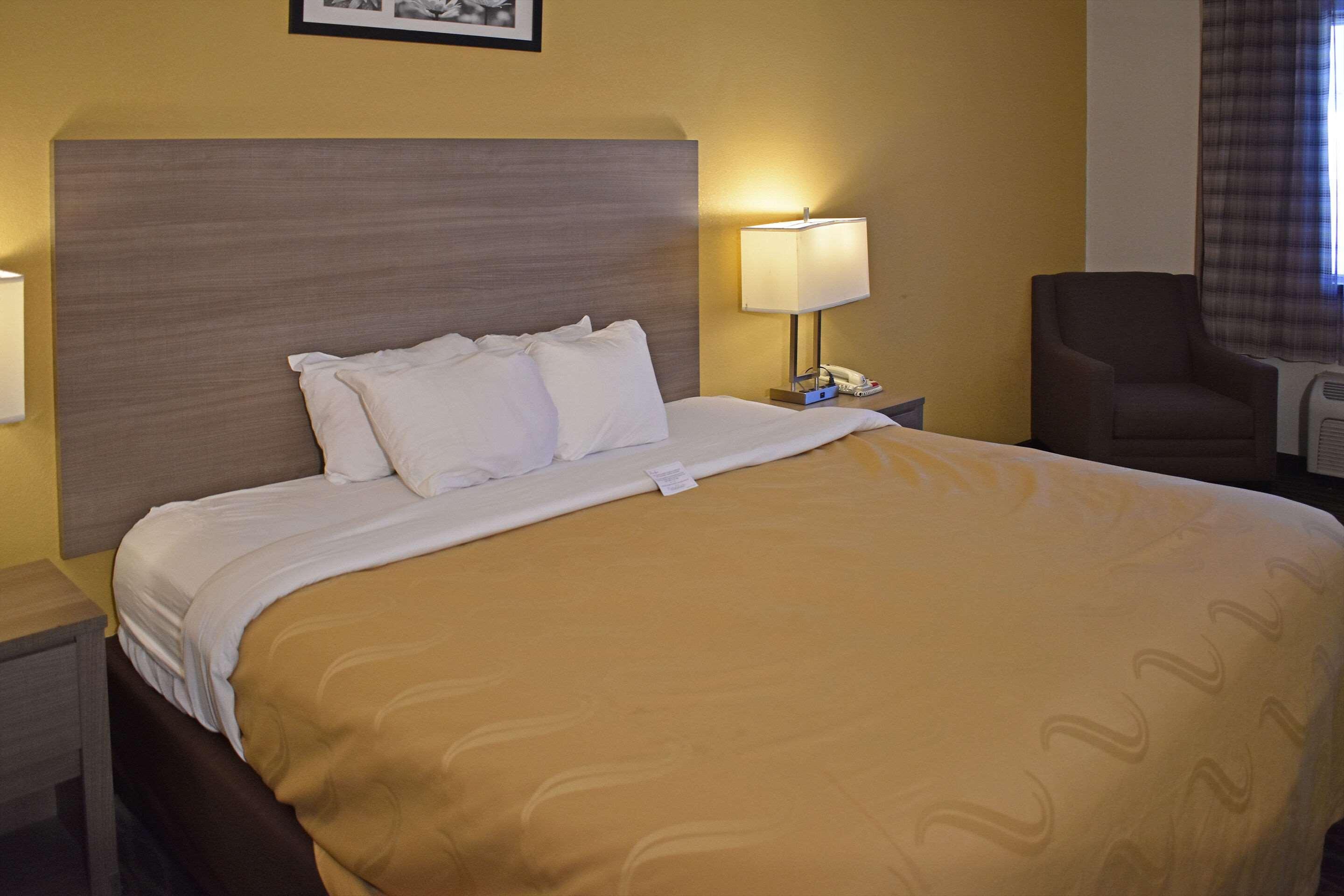 Quality Inn & Suites Kearneysville - Martinsburg Ngoại thất bức ảnh