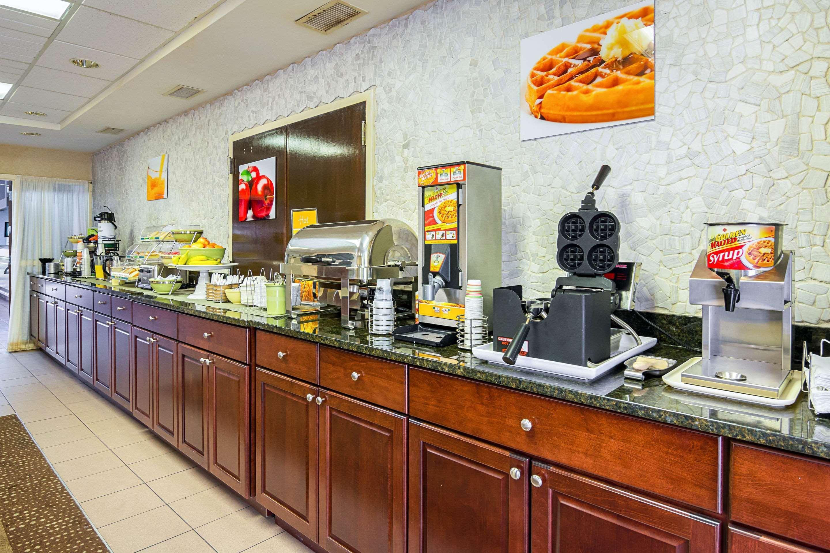 Quality Inn & Suites Kearneysville - Martinsburg Ngoại thất bức ảnh