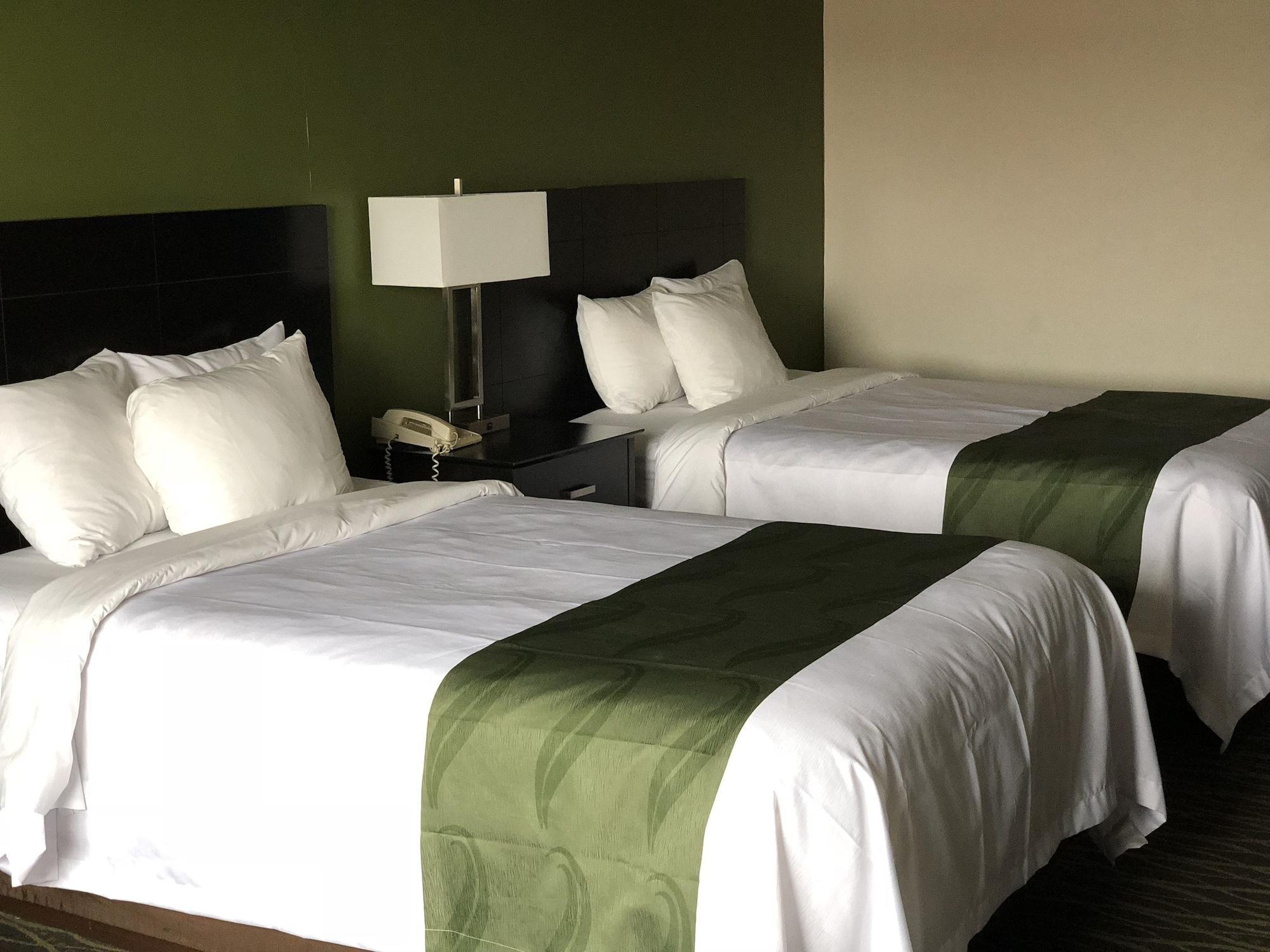 Quality Inn & Suites Kearneysville - Martinsburg Ngoại thất bức ảnh